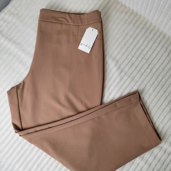 Wonderly Knit Crops Pad Thai Tan Size XXL Spring Base 1 NWT Plus Size Capsule - Picture 1 of 8